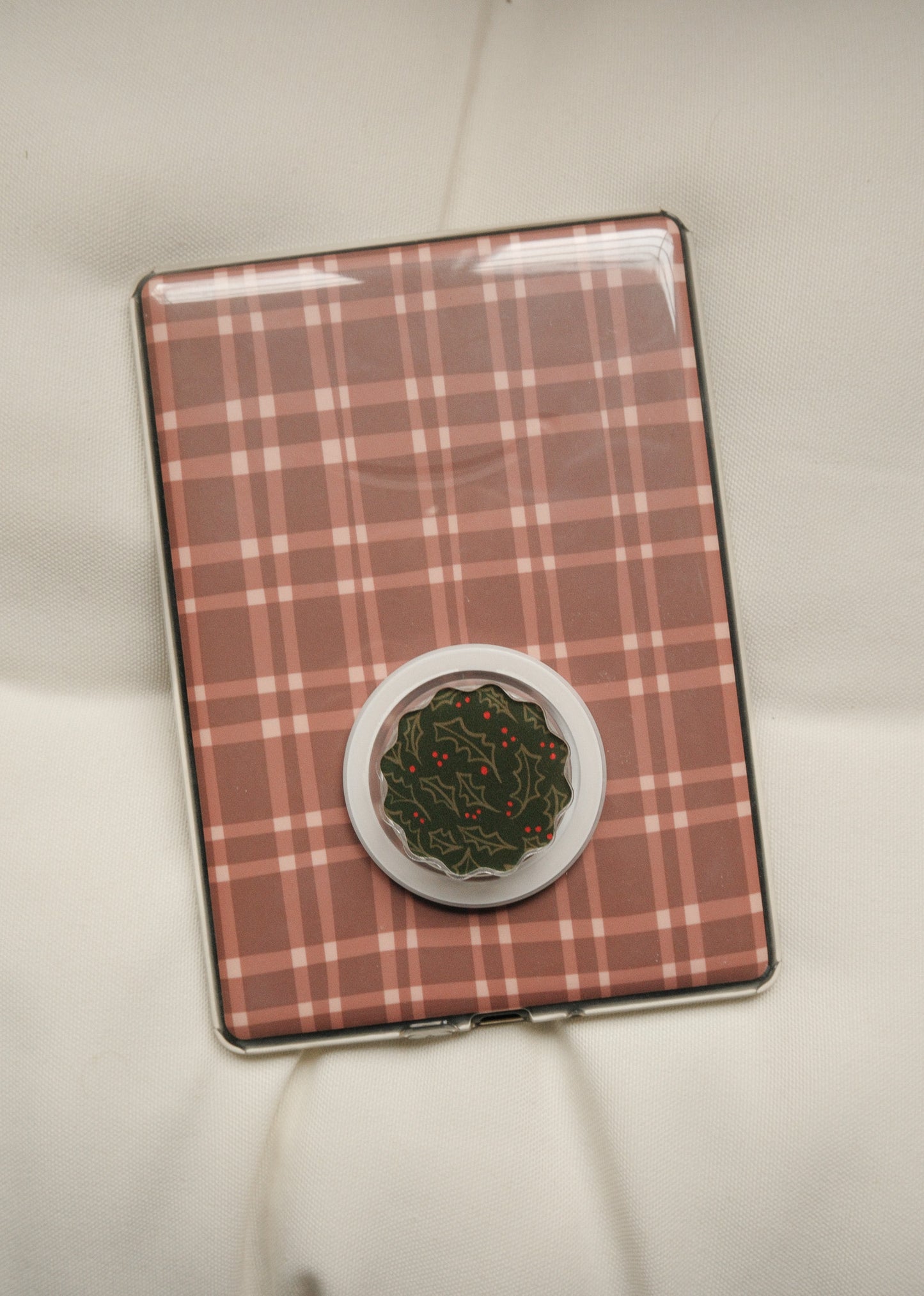 Holly Days Kindle | Kobo Grip