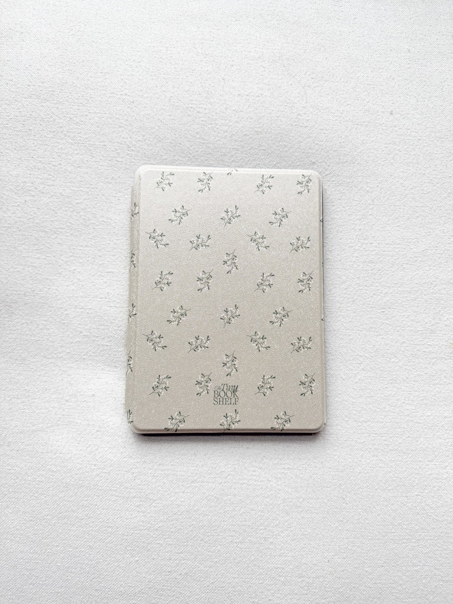 Mistletoe Frost Kindle Case