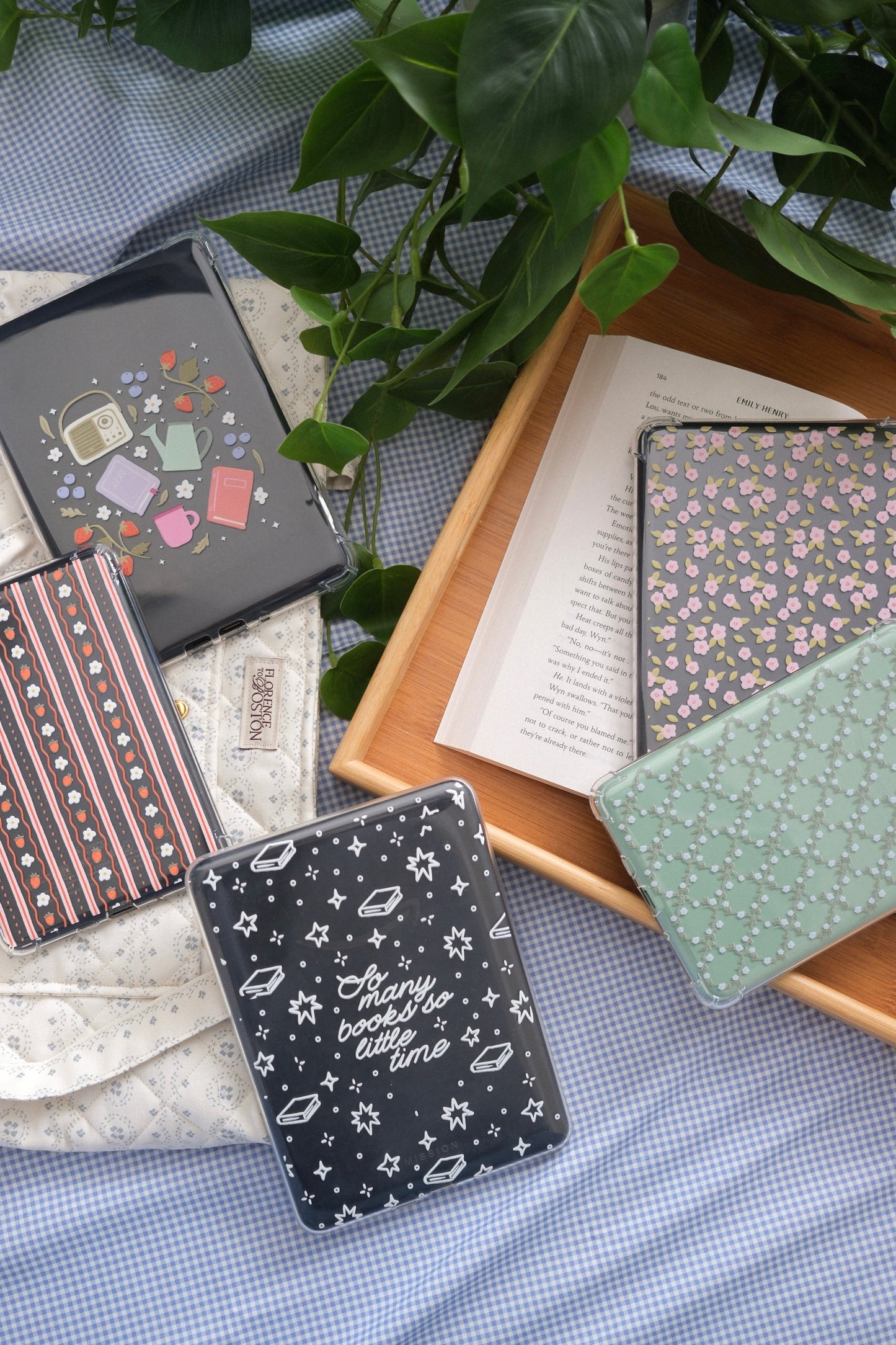 So Many Books | Clear Kindle Case