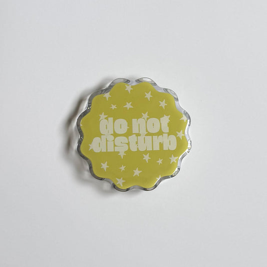 Do Not Disturb Green Magnetic E-Reader Grip