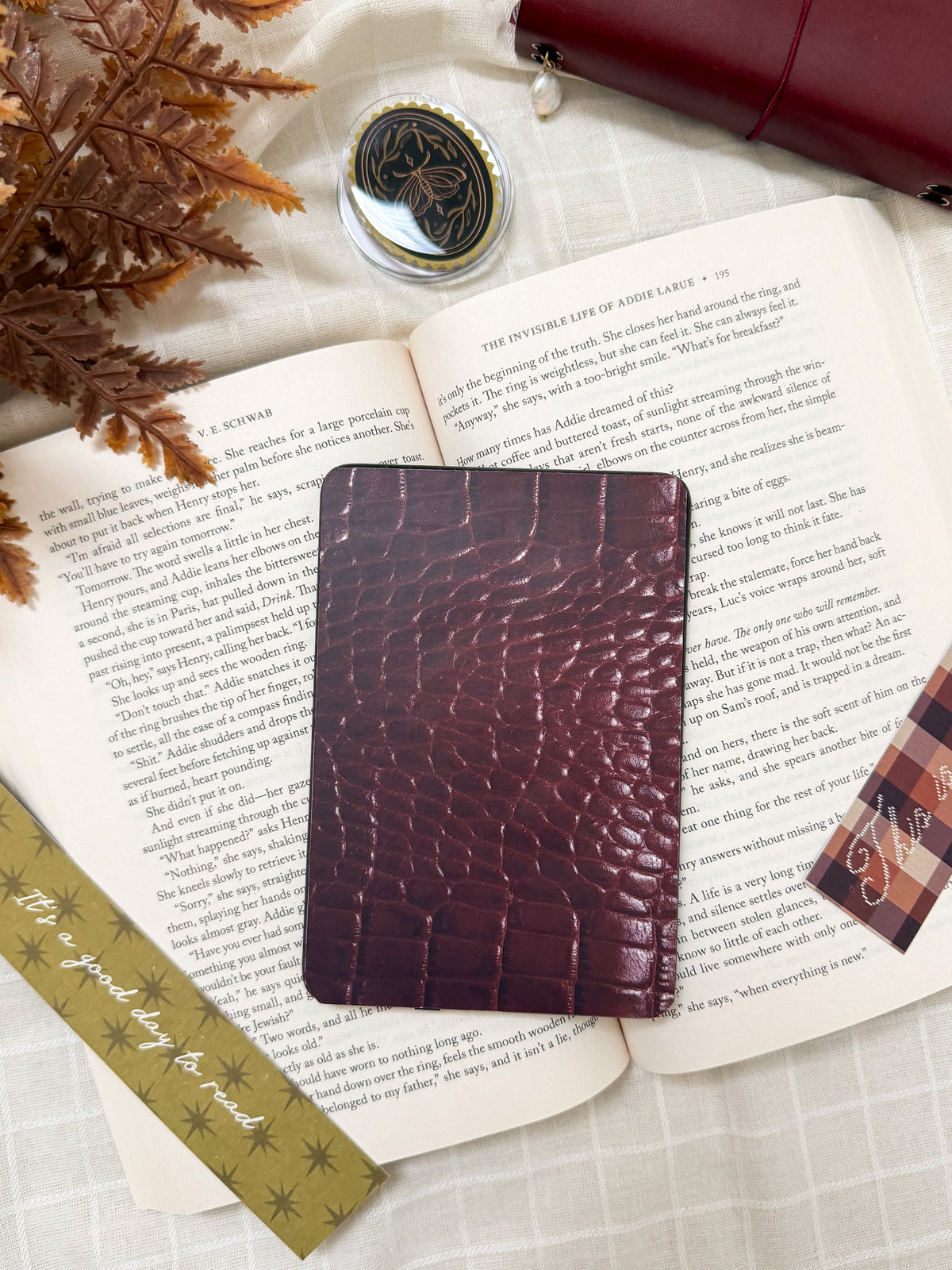 Physical Kindle & Kobo Decals | Oxblood Croc