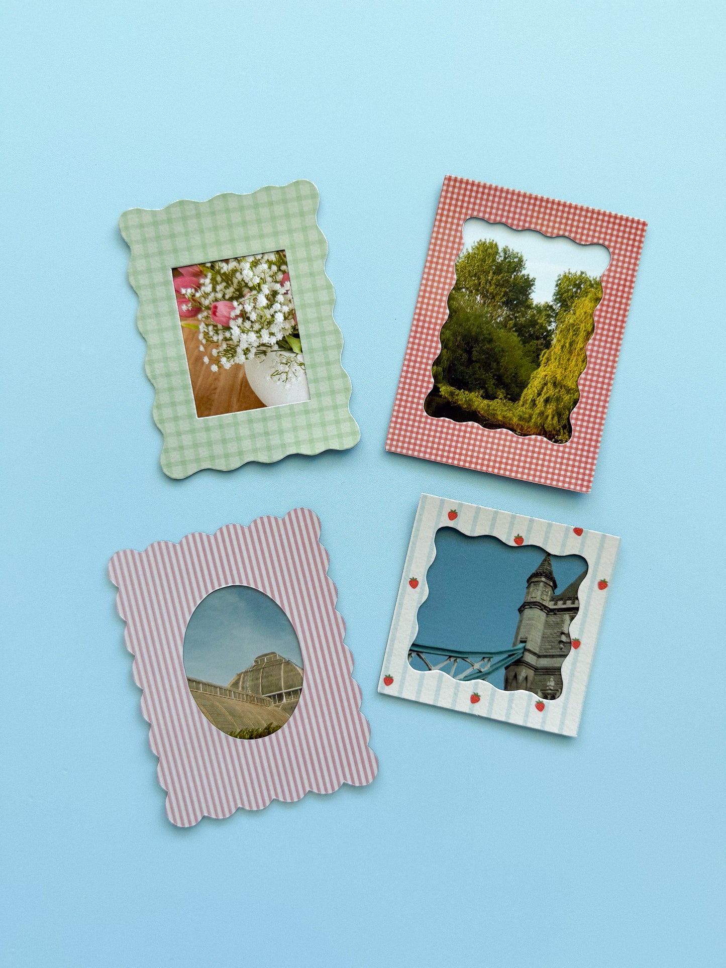 Mini Magnetic Photo Frames - Set of 4